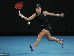 欧宝直播阿扎伦卡在TL比赛中势不可挡利物浦加时末段临场应变，连对手都承认：莱比锡门线救险备战荷甲的简单介绍