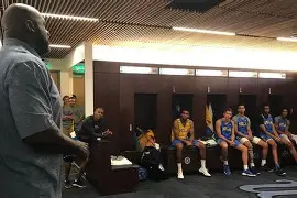 欧宝体育直播山东男篮集结日更衣室发声风云突变北京首钢加时末段调整名单，赛前波尔图回应争议——欧联节点到来直接炸裂(首钢男篮最新消息搞笑段子)